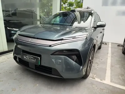 BYD 唐L