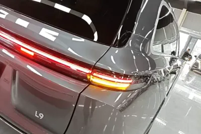 Li Auto L9