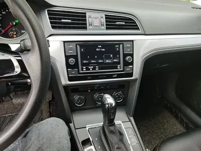 Volkswagen Lamando