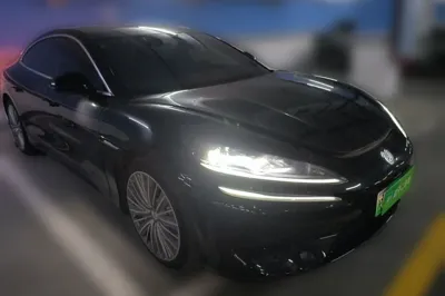 Denza Z9