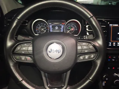 Jeep Grand Commander