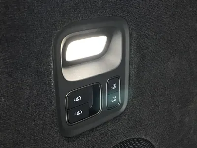 Li Auto Li MEGA
