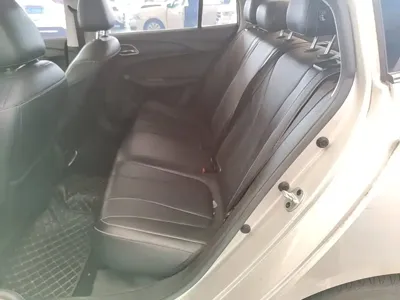 Roewe i5
