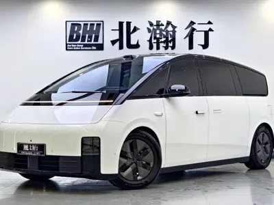 Li Auto Li MEGA