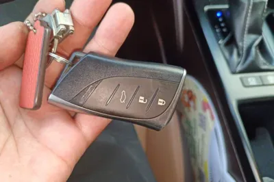 Lexus ES