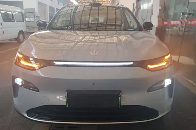 Leapmotor C11