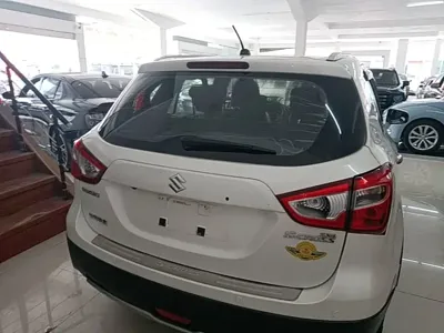 Suzuki S-Cross