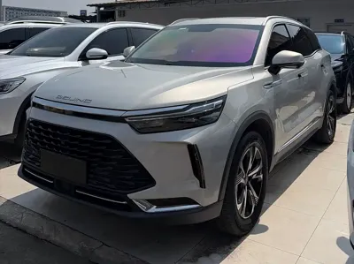 BAIC X7