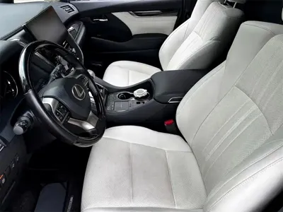 Lexus LM