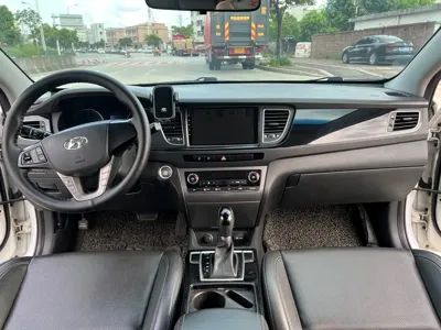 Hyundai Mistra