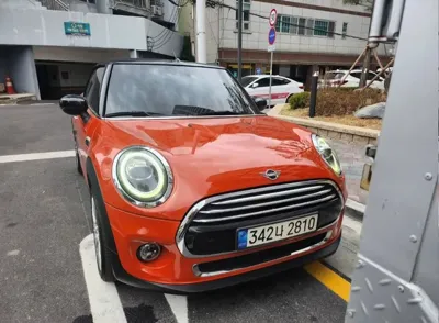 MINI Cooper Convertible