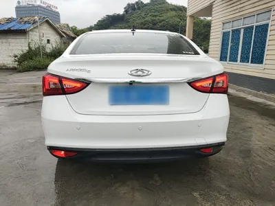 Chery Arrizo 5