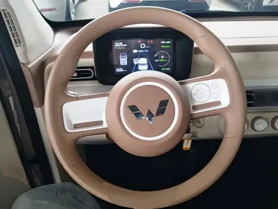 Wuling MINIEV