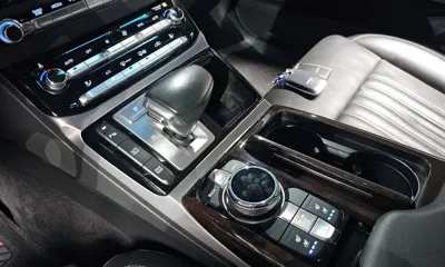 Genesis EQ900
