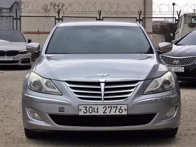 Hyundai Genesis