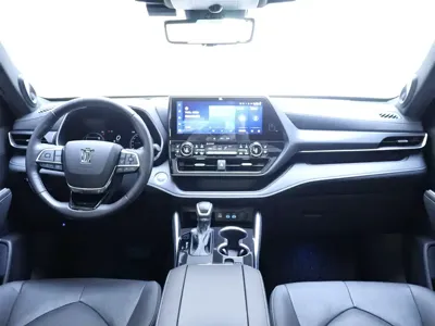 Toyota Crown Kluger