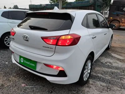 Hyundai Verna RV