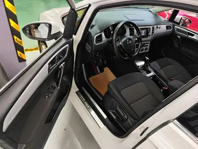 Volkswagen Golf Sportsvan
