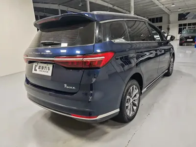 BYD MAX