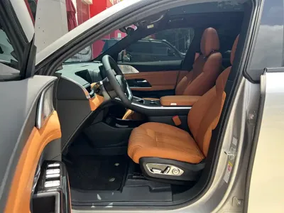 Xpeng G9