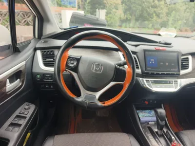 Honda Jade