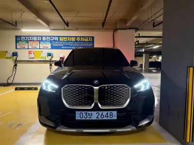 BMW iX1