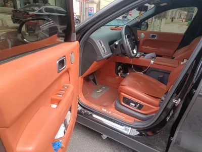 Li Auto L8