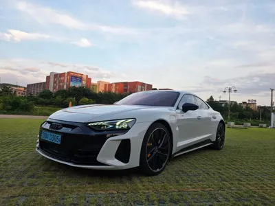Audi e-tron GT