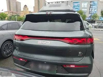BYD 唐L