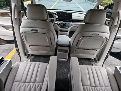 Roewe iMAX8 New Energy