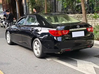 Toyota Reiz