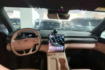Nio EC6