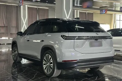 Nio ES7