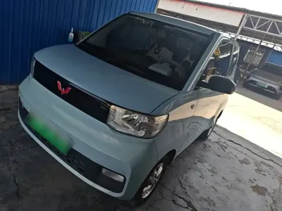 Wuling MINIEV