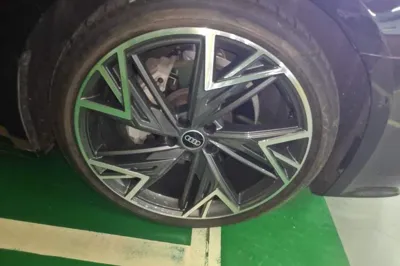 Audi A7L