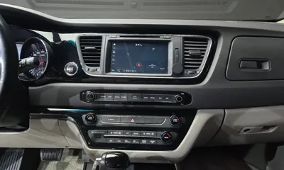 Kia Canival