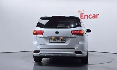 Kia Canival