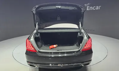 Genesis EQ900