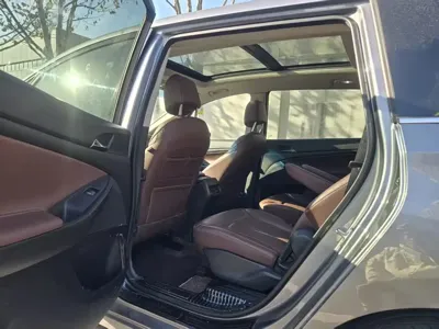 Buick GL6