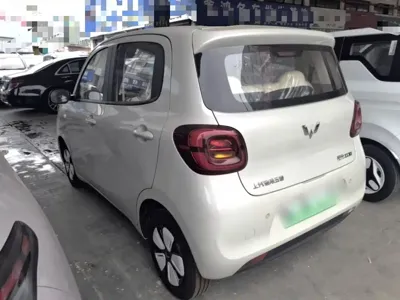 Wuling MINIEV