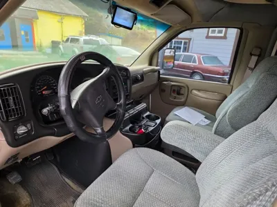 Chevrolet Express Van