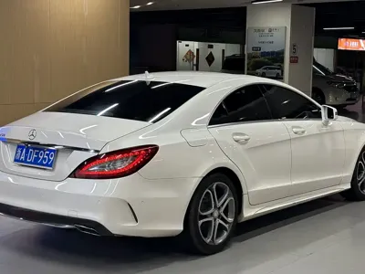 Mercedes-Benz CLS
