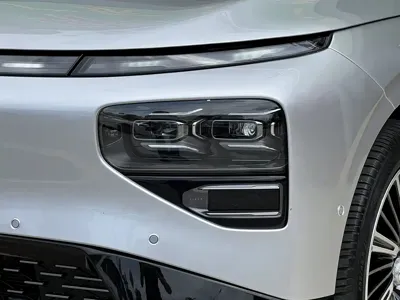 Xpeng G9