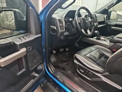Ford F-150 Raptor