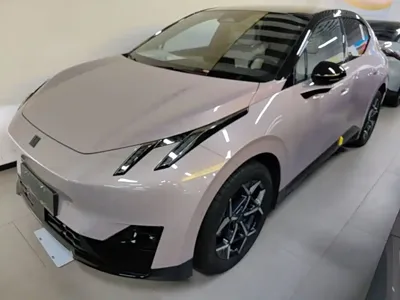 Lynk & Co Z20