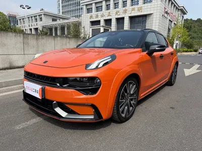 Lynk & Co 02 Hatchback