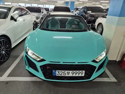 Audi R8