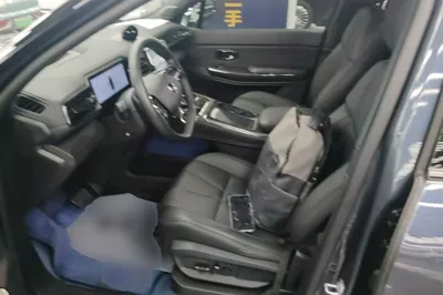 Nio ES8