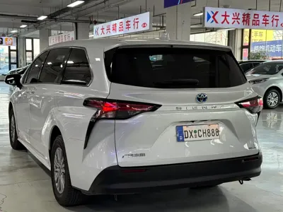 Toyota Sienna