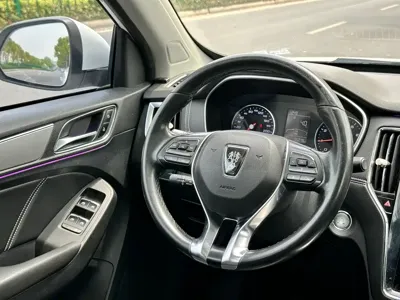Roewe RX5